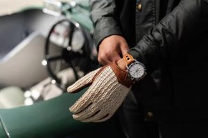 Bremont寶名表攜手捷豹（Jaguar）推出全新JaguarC-Type捷豹合作款腕表喜歡嗎！