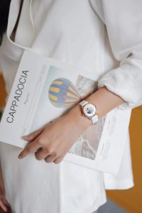 “日月相約，月不現，日不移 ”七夕禮物腕表