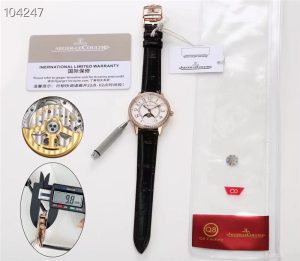 Q8工廠復刻表積家約會月相升級到V7版（復刻版的積家約會女表評測）