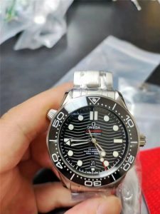 VS工廠的歐米茄海馬300怎么樣？從8800運動和整體工藝分析！